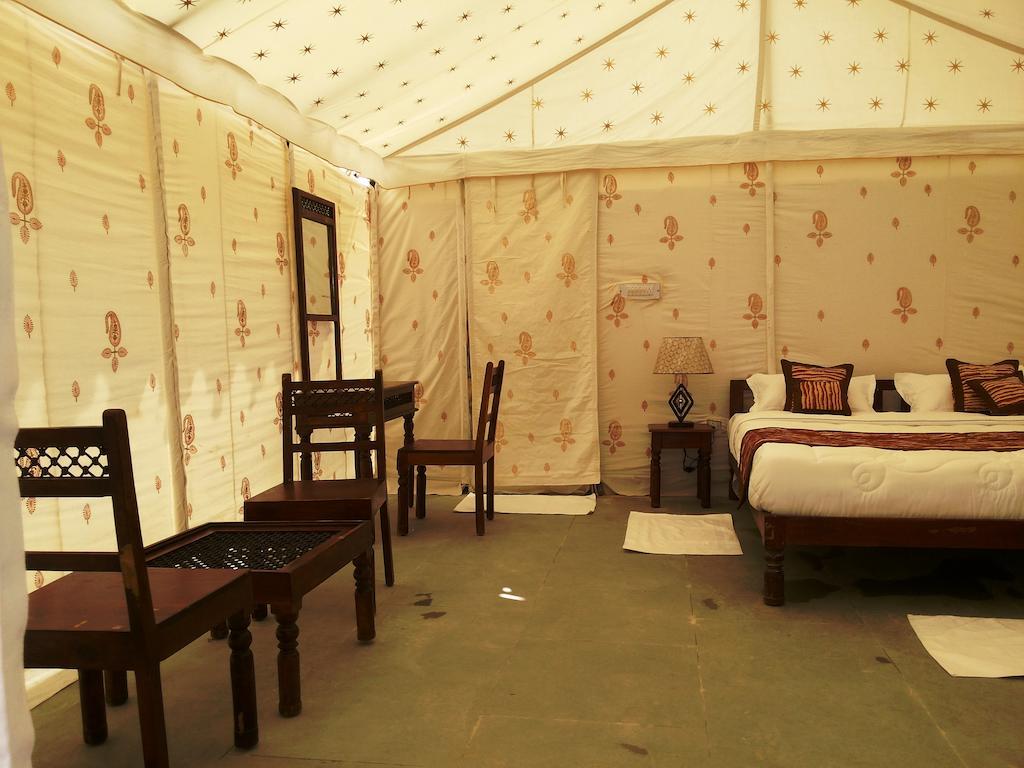 ホテルLe Royal Camps Sām 部屋 写真